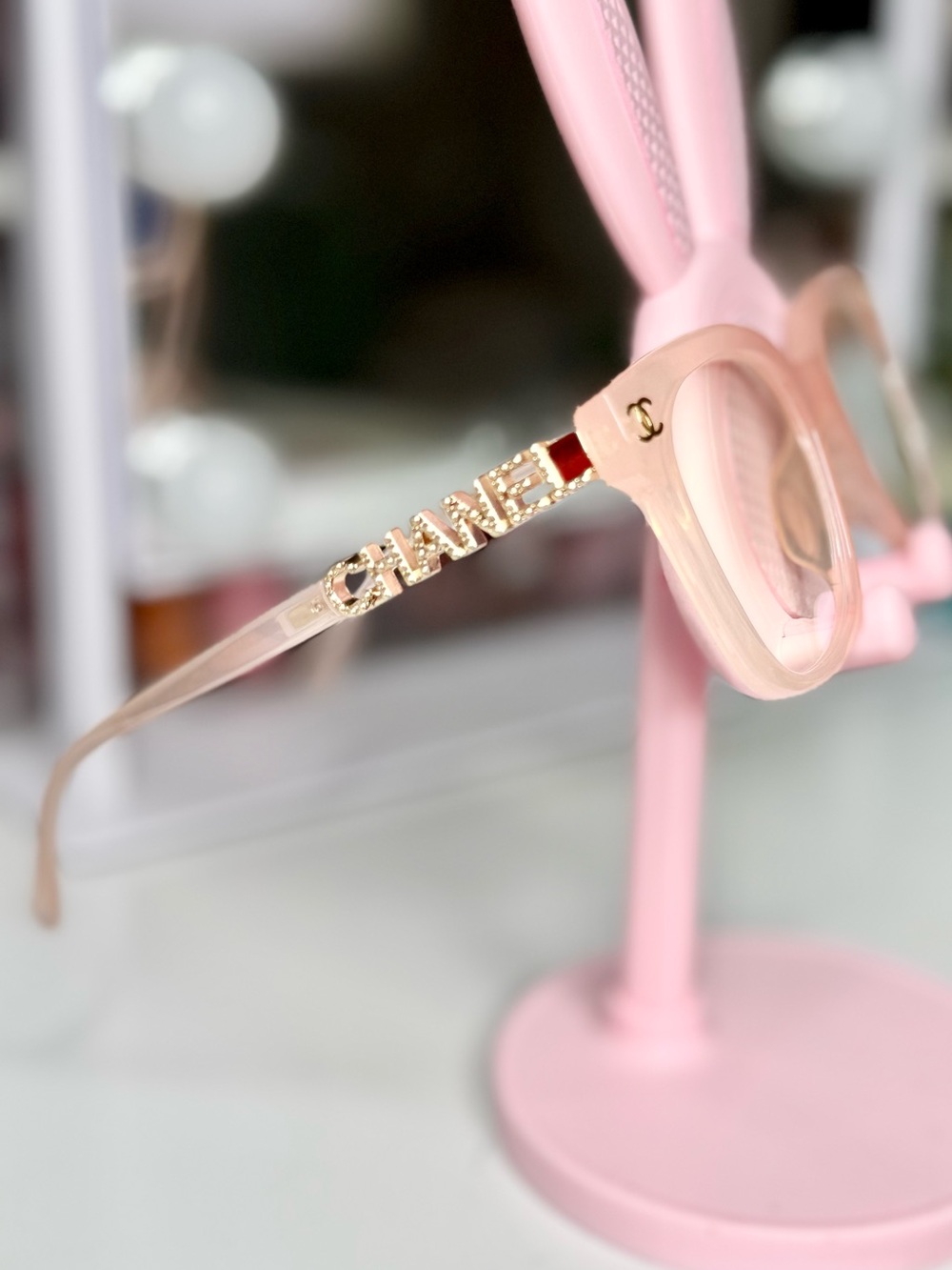 Fashion Pink Crystal-Embellished Cat-Eye Glasses with Gold CC Logo Temples
